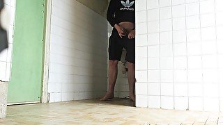 Jerking and Pissing in the Toilet