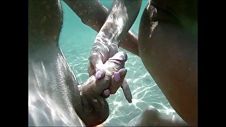 Amateur wife loves swimming naked and milking cocks underwater until cums