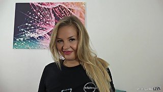 Close up video of blonde MILF Candy Alexa getting fucked deep