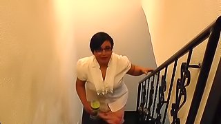 Latin mature blowjob pussy licking fingering and hardcore fuck with handy man