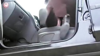 grosse salope en voiture