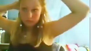Blonde Teen Getting Naked for the Camera in Webcam Video