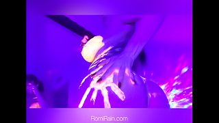 Neon Paint Booty Dance!