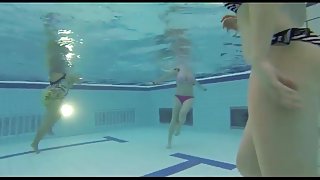 college girl give handjob and blowjob in the pool