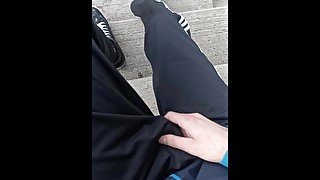 I masturbate in sweatpants by the railway bridge, everyone on the train must have seen me