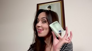Skinny babe gets cash for a whole porn show on cam