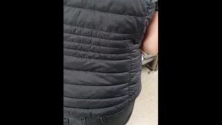 Step mom hand stuck into sink and get fucked through leggings by step son 