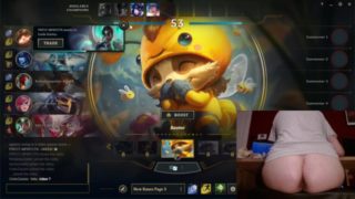 Playing League of Legends with clit sucking toy League of Legends #19 Luna