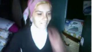 Amateur turkish hijabi girl on webcam