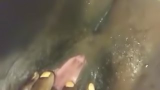 Ebony masturbation with squirt
