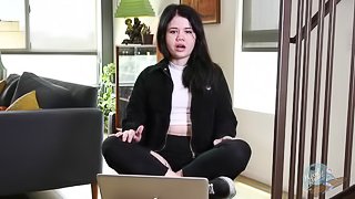 Porn Star Yhivi Watches Her Own Porn
