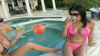 Outdoors Lesbian Sex in the Pool with Blonde and Brunette Dykes
