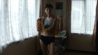 Masturbating With The Faux Fur Scarf...Look At My Body And Skin...SEXY HOT!