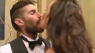 Smoking hot bride and her groom fucking on their wedding day