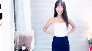 AzHotPorn com Asian Softcore Idol Swimsuit Model
