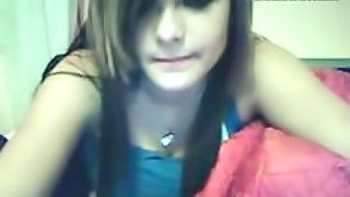 Horny Brunette Teen Fingering on Webcam