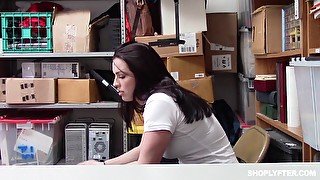 Tattooed Raven Reign has to fuck with a security guy in the office