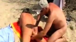 Girl fingered by stranger at the beach