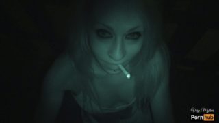 "insonnia anale" sesso fumante sul balcone (dialoghi italiano) 4K