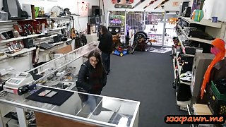 Two amateurs trying to steal at the pawnshop and get fucked