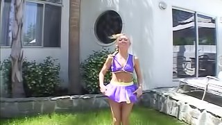 Naughty cheerleader wants to be seduced by a randy fellow