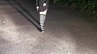 Russian Schoolgirl Decided To Masturbate Her Pussy At Night On The Street In The Light Of Headlights