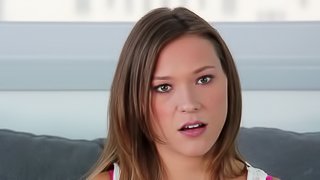 Beautiful amateur gives it her all during a hardcore audition