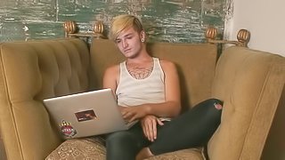 Dirty Gay Dude Watching Porn And Then He Wanks His Dong