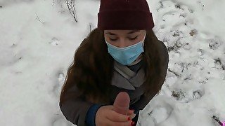 Cum in mouth in the cold