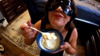 Beautiful Latina Milf Eats Cum Covered Ice Cream After Date 