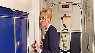 Sex story in the plane gets the stewardess sexcited