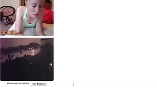 Redhead girl wants the stranger to cum for her on omegle