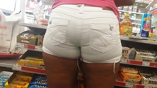 CRAZY LOOKING WEDGIE & VPL