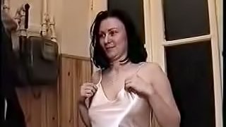 Homemade video of hot brunette babe enjoying her fella's cock