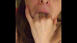 Riley Reid Cellphone masturbation video