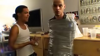 Gays gets ready to have sucking experience