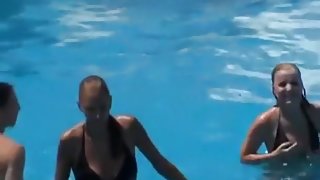 Dude tapes their friends having sex in a water park