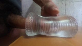 【高画質4Ｋ】○ガテン系が透明オナホで腰フリオナニー