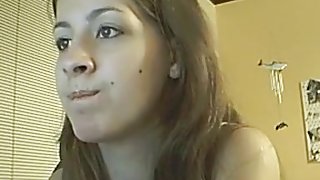 immature honey dancing on webcam
