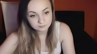 18yo teen reaches intense orgasm on cam