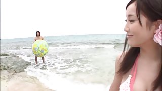 Nice Asian teen enjoys outdoor fucking at the beach