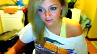 webcam girl masterbating