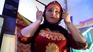 arabic goddess sexy belly dancing strip tease and pole tricks, worship this thick arab ass!