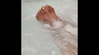 Pretty wet toes