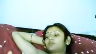 Busty Indian Babe Gets Her Hairy Pussy Fingered for an Amateur Porn Video