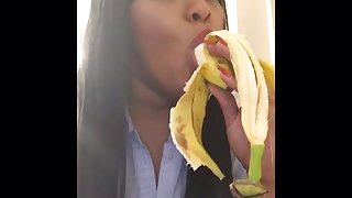 Banana Deepthroat skillz all the way down