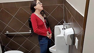 Nerdy Faerys Urinal Adventures!