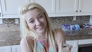 Blonde precious Riley Star having her slippery pussy penetrated