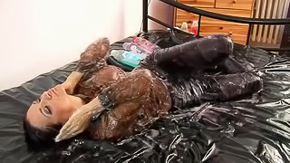 Gooey Fetish Show By Wet and Messy Gina Killmer