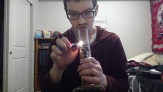 Cute Young Nerd Does Rips